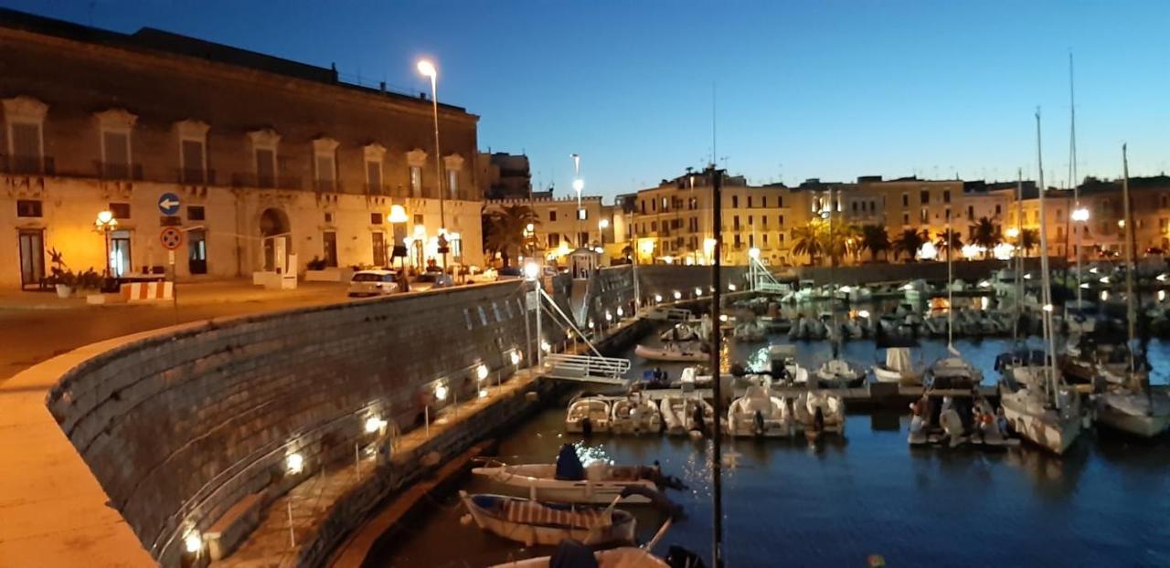 B&B Villa Méditerranée Trani Exterior foto