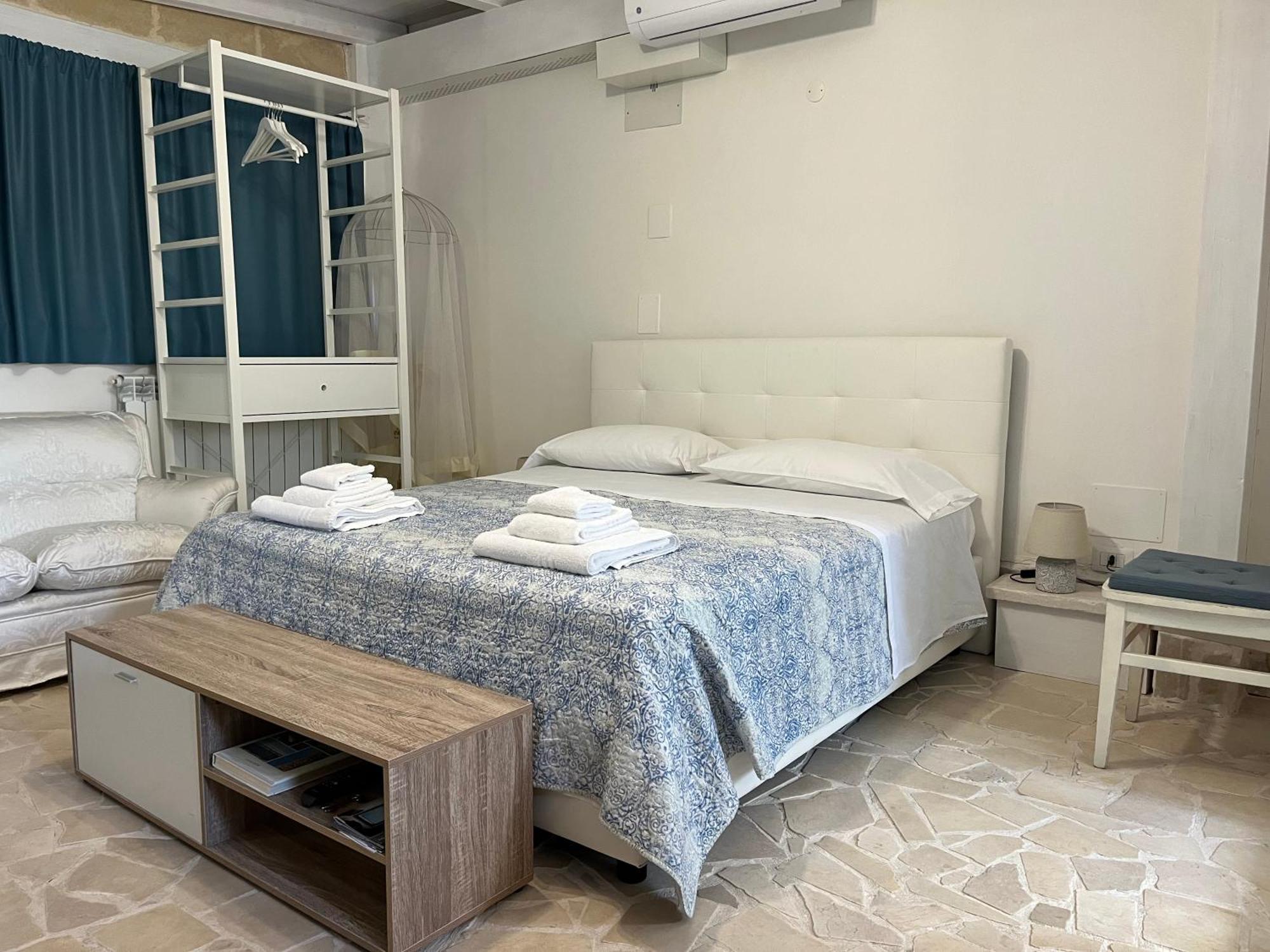 B&B Villa Méditerranée Trani Exterior foto